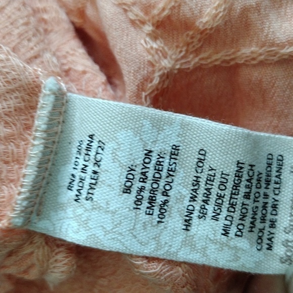 Soft surrounding 3/4 quarter sleeves - Picture 3 of 3